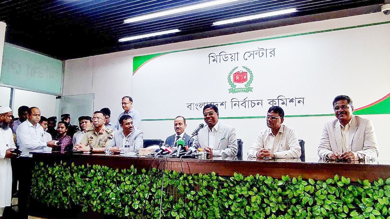 ভোট পড়েছে ৩৮ শতাংশ, বাড়তে পারে আরও : ইসি সচিব