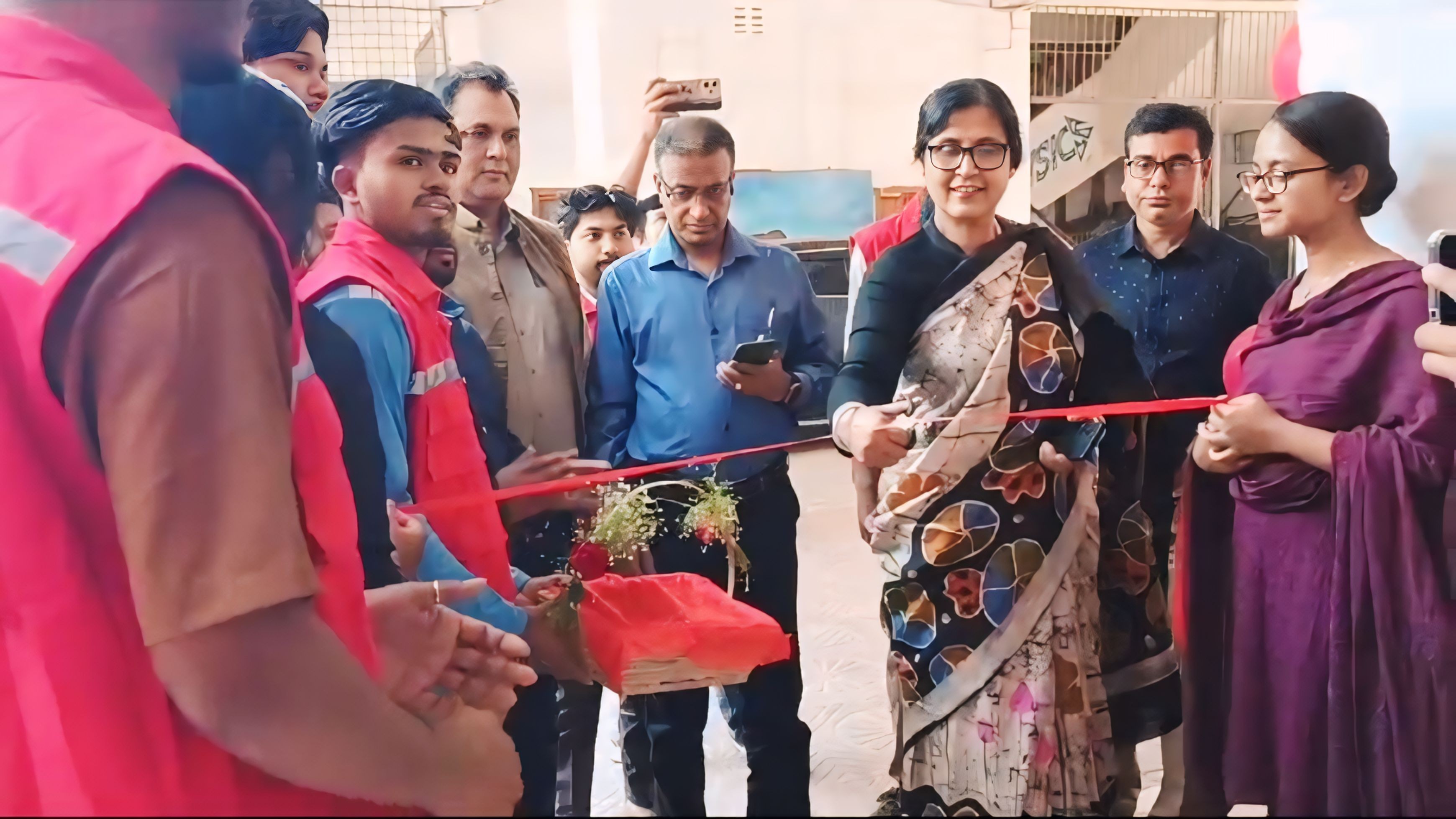 তিতুমীর কলেজে যুব রেড ক্রিসেন্টের কার্যালয় উদ্বোধন