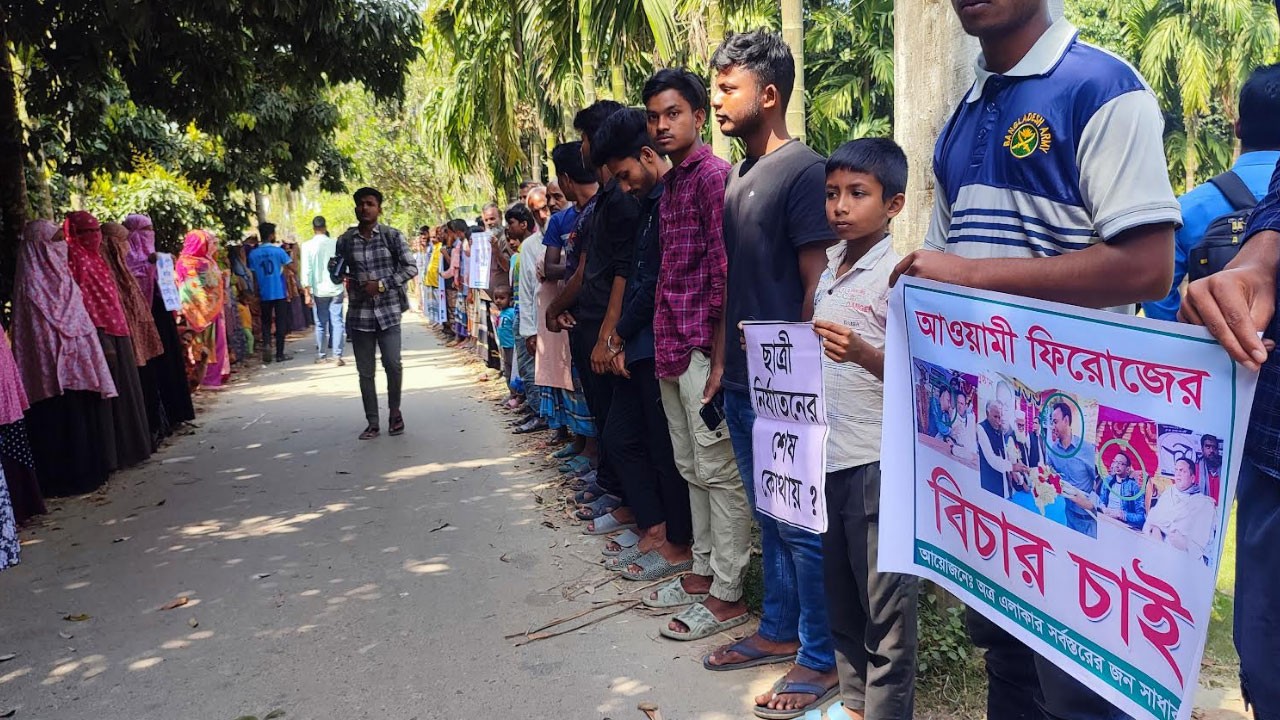 ‘মেয়েকে ধর্ষণ করিছে, মামলা করায় এখন উল্টা আমারই বিচার চায়’