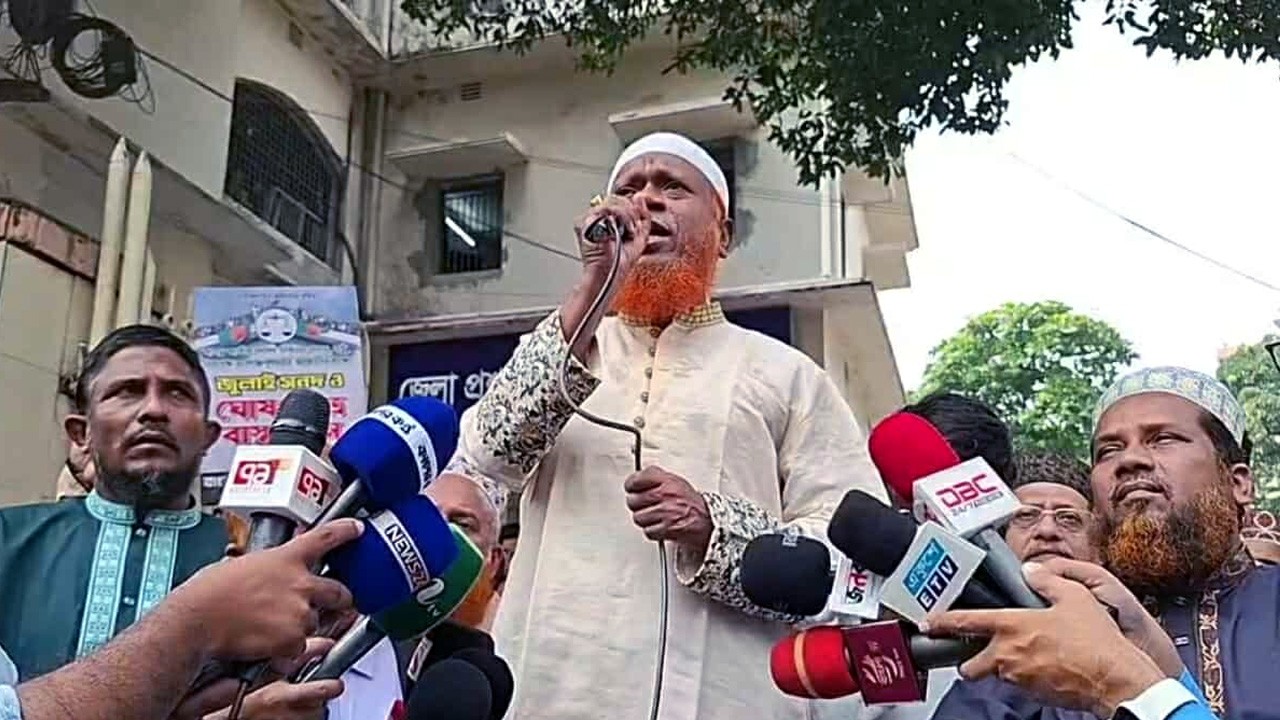 কোনো রাজনৈতিক দলের লেজ ধরলে জনগণ বরদাস্ত করবে না