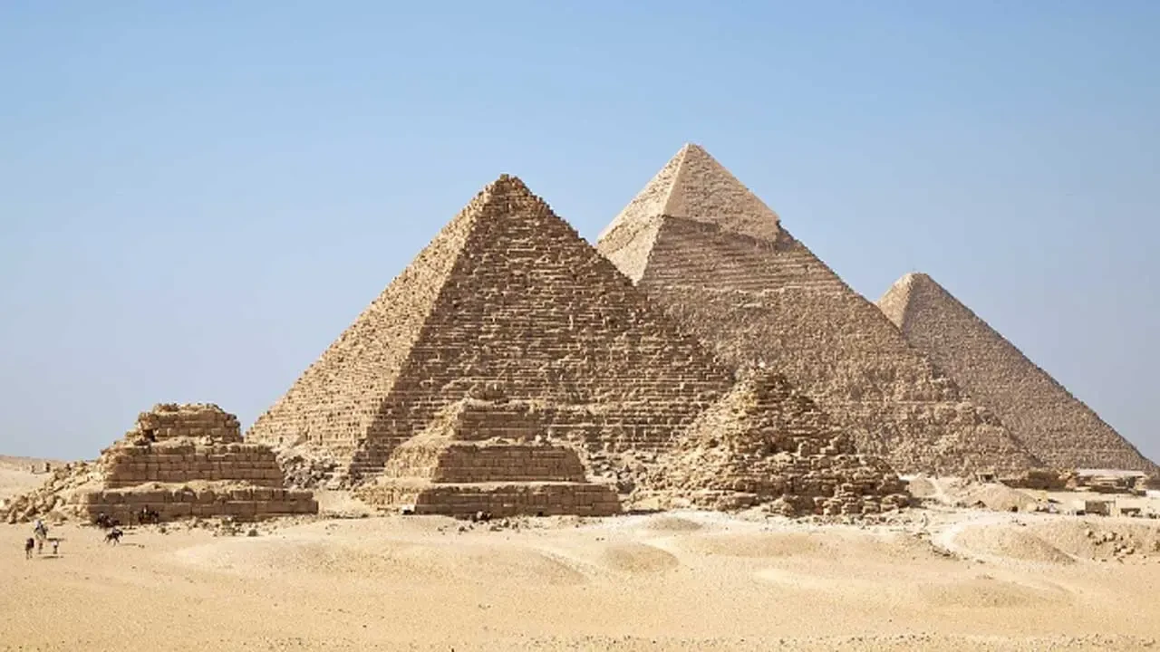 মিশরে ট্রানজিট নিতে গেলে আগাম ভিসা নেওয়া বাধ্যতামূলক